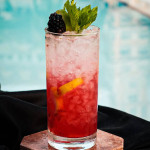 Der Cocktail "The Black Bellow"